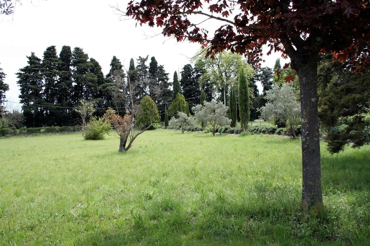 La Caumontoise Hotel 0*, Caumont-sur-Durance