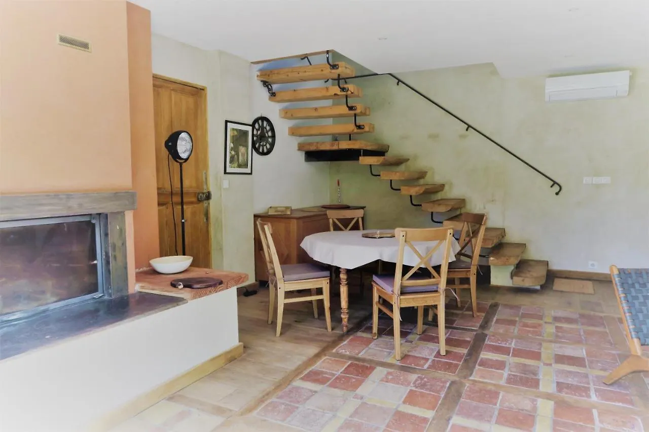 La Caumontoise Hotel 0*, Caumont-sur-Durance France